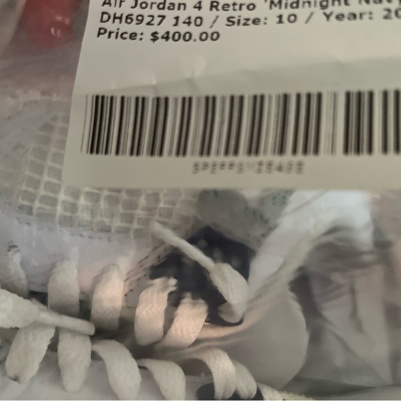 Jordan Retro 4 Midnight Navy Size 10. (Only worn twice.) - Picture 6 of 6